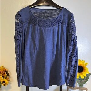 Chico's Blue Relaxed tunic Blouse with Lace